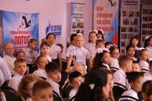 Уроки мужества и патриотические выставки прошли в СОШ № 6 г.Астрахани
